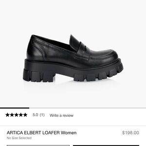 Black chunky leather loafer